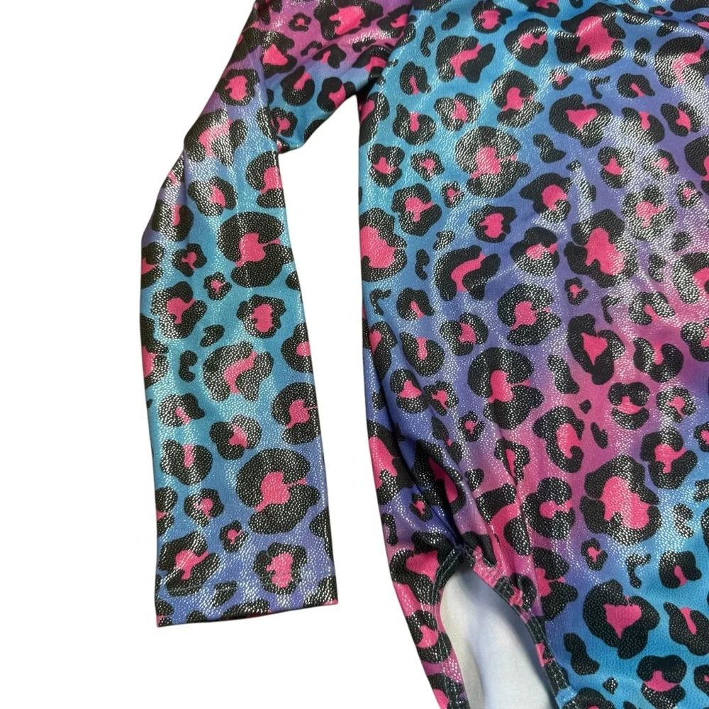 140 (child’s medium or 9-10) longsleeved leotard